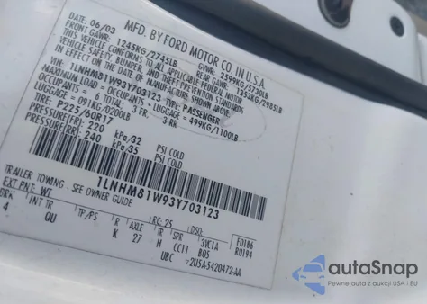 2003 Lincoln Town Car Executive из США, поврежденный, VIN 1LNHM81W93Y703123